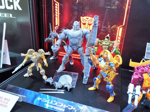 Tokyo Comic Con More Masterpieces And Prime 1 Studios Statues From TakaraTomy Exhibit  (2 of 10)